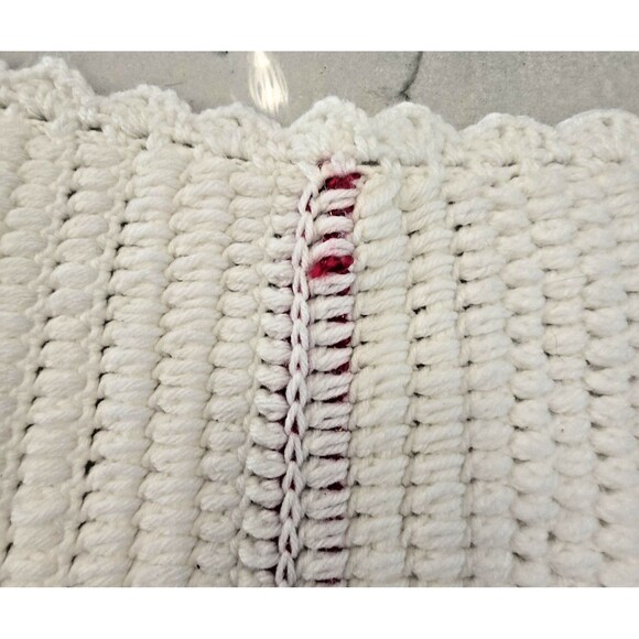 Handmade Crochet Blanket Throw Red White Striped Scallop Edge Soft Acrylic 32x48 - Picture 8 of 16